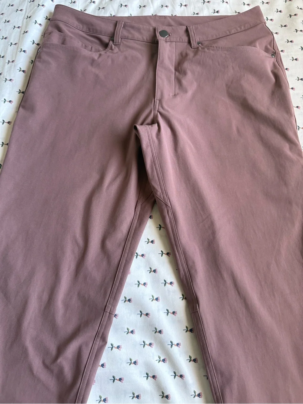 lululemon athletica Men's Slim Stretch Pants in Dusty Mauve